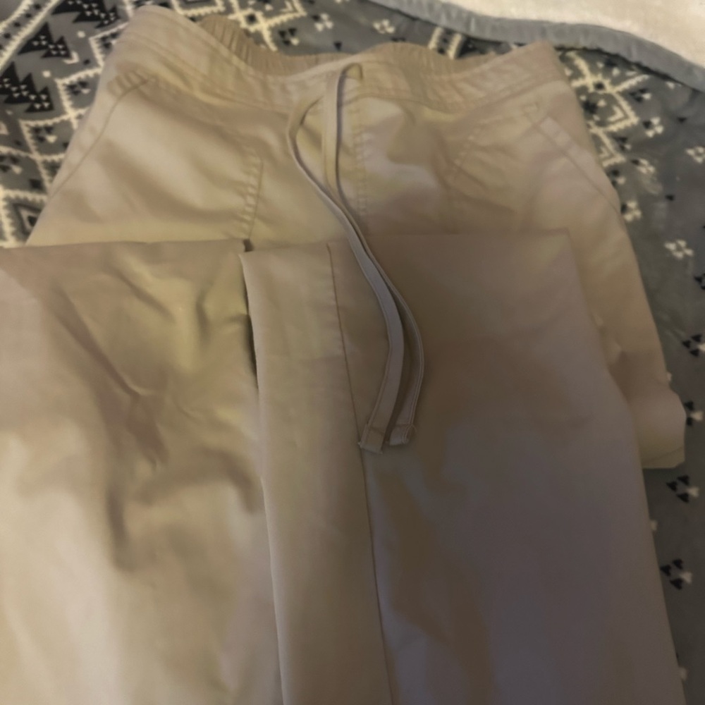 Xs petite Cherokee khaki scrub pants
